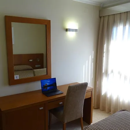 Nou Avenida Hotel 2*