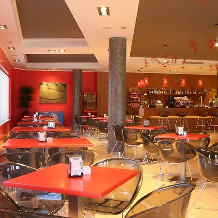 Nou Avenida Hotel 2*