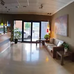 ホテル Nou Avenida 2*