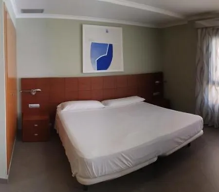 Nou Avenida Hotel 2*