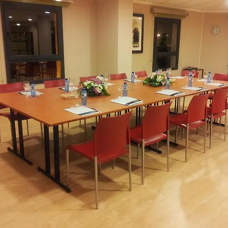 Hotel Nou Avenida 2*