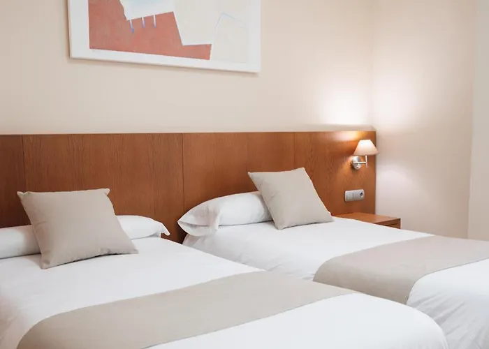 Nou Avenida מלון